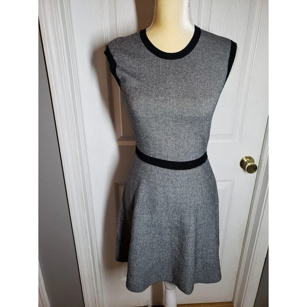 NWT Club Monaco Sleeveless Sweater Dress Women's Size S Grey/Black